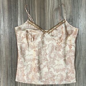 Elegant Floral Lace Camisole in Cream